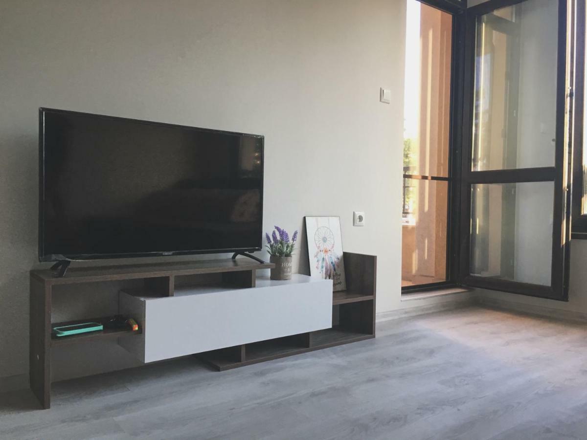 Azzurro Apartment - Ideal For Your Seaside Escape In Burgas Zewnętrze zdjęcie